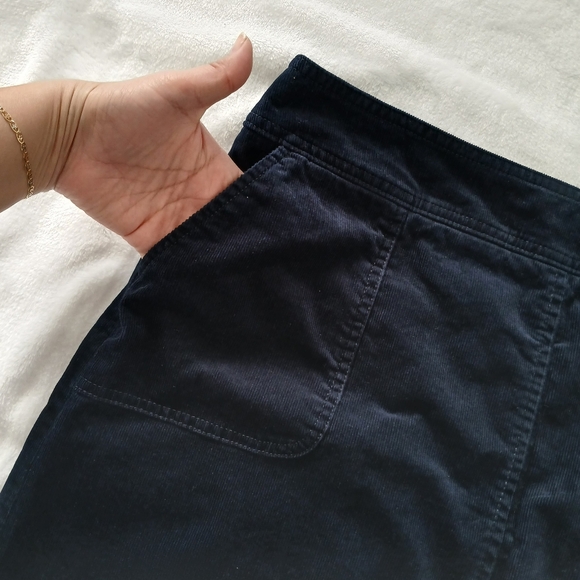 Talbots Women's Corduroy Mini Skirt Size 10 Navy Blue Cotton Blend With Pockets - Picture 4 of 11